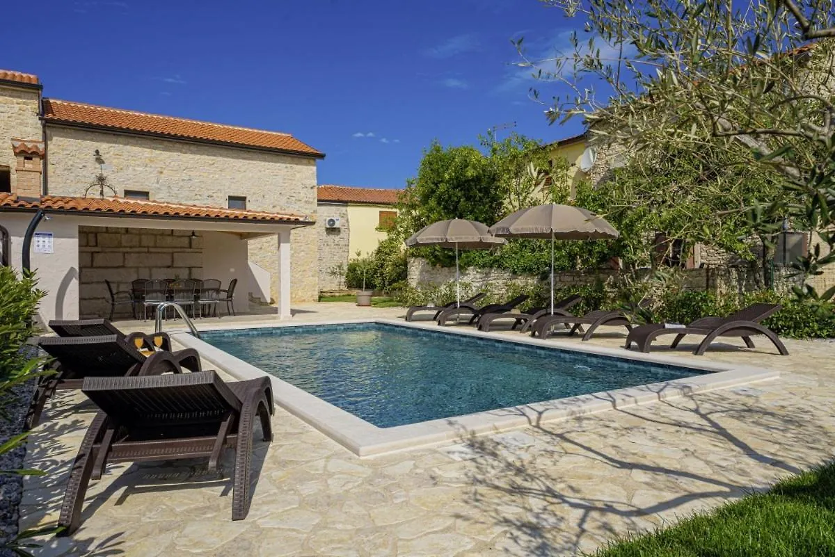 Villa Olea In Barat - Haus Fuer 6-8 Personen Kanfanar 0*,  Croazia