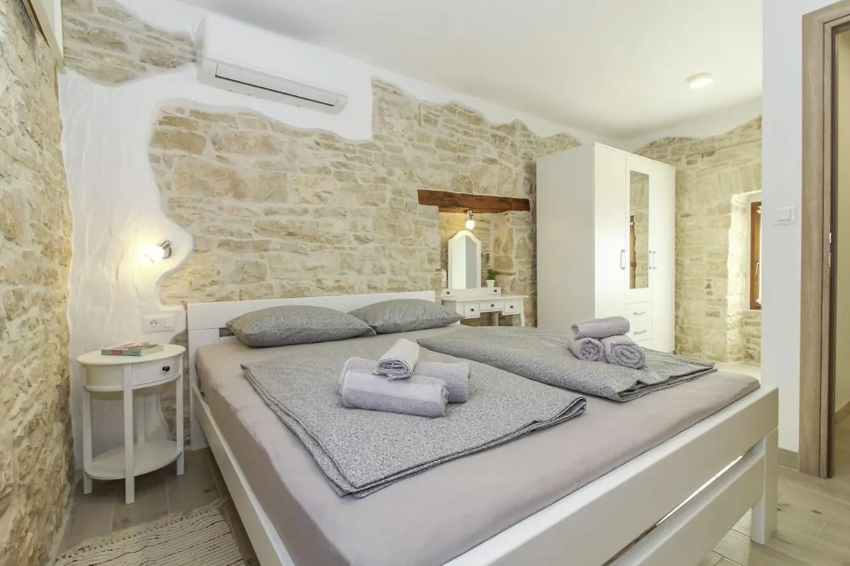 Villa Olea In Barat - Haus Fuer 6-8 Personen Kanfanar