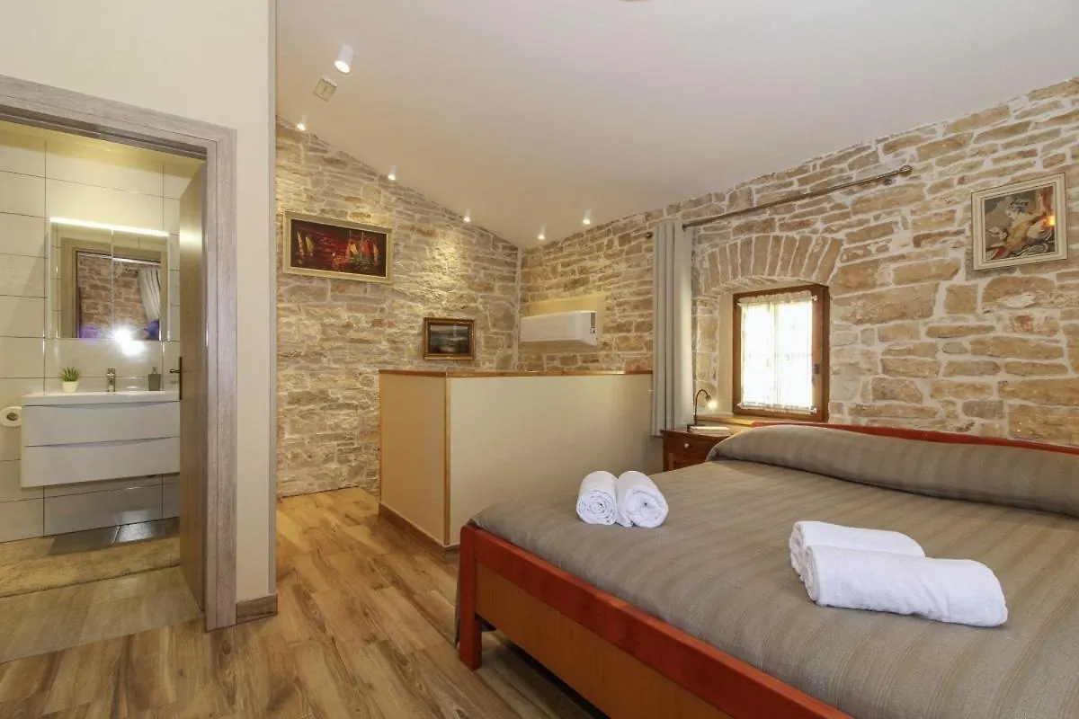 Villa Olea In Barat - Haus Fuer 6-8 Personen Kanfanar
