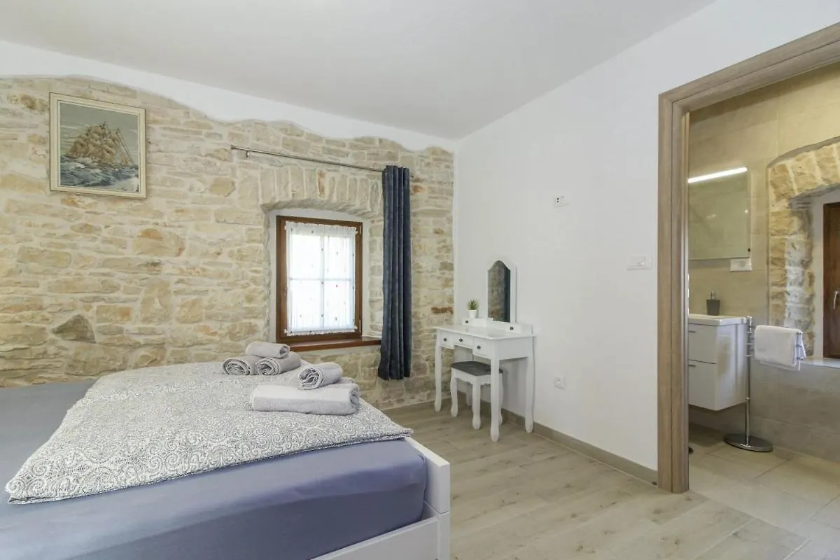 Villa Olea In Barat - Haus Fuer 6-8 Personen Kanfanar