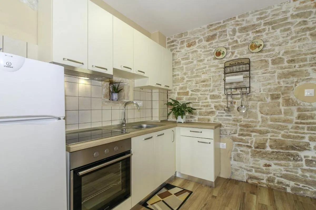 Villa Olea In Barat - Haus Fuer 6-8 Personen Kanfanar